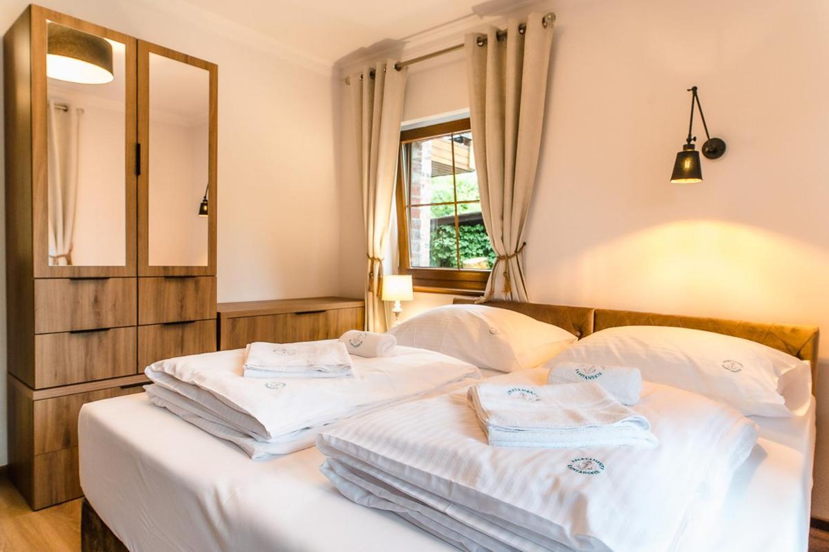 Apartamenty Kapitanskie Oława Esterno foto